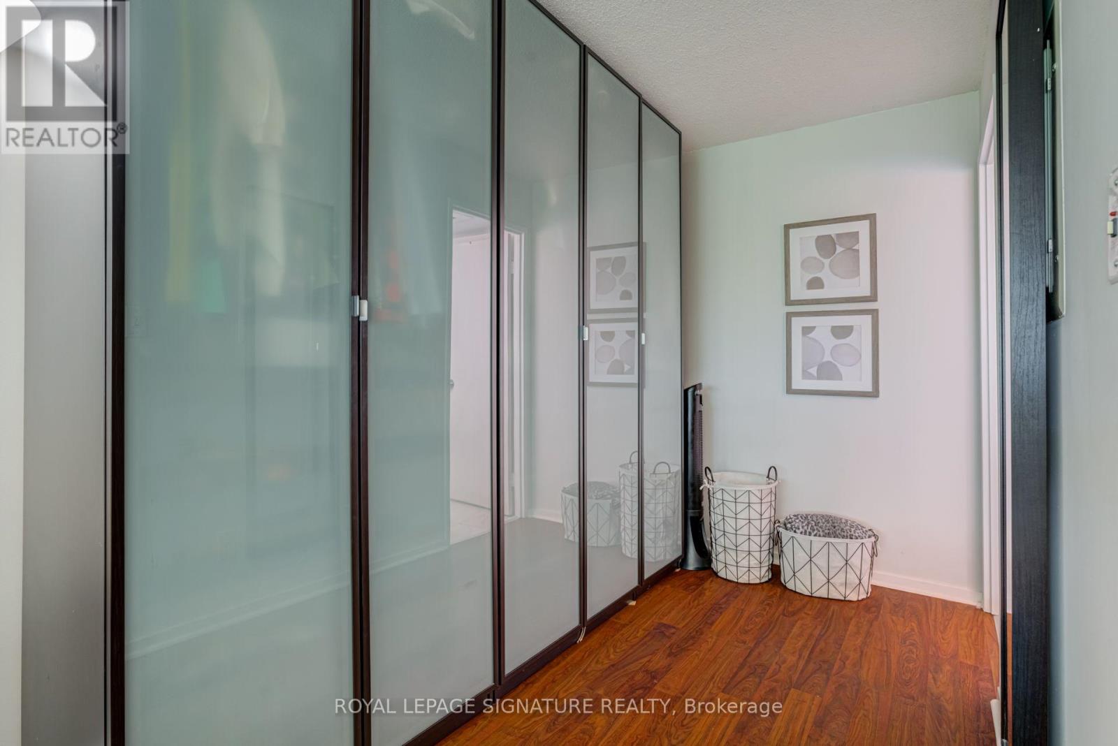 203 - 200 Manitoba Street Property Photo 17