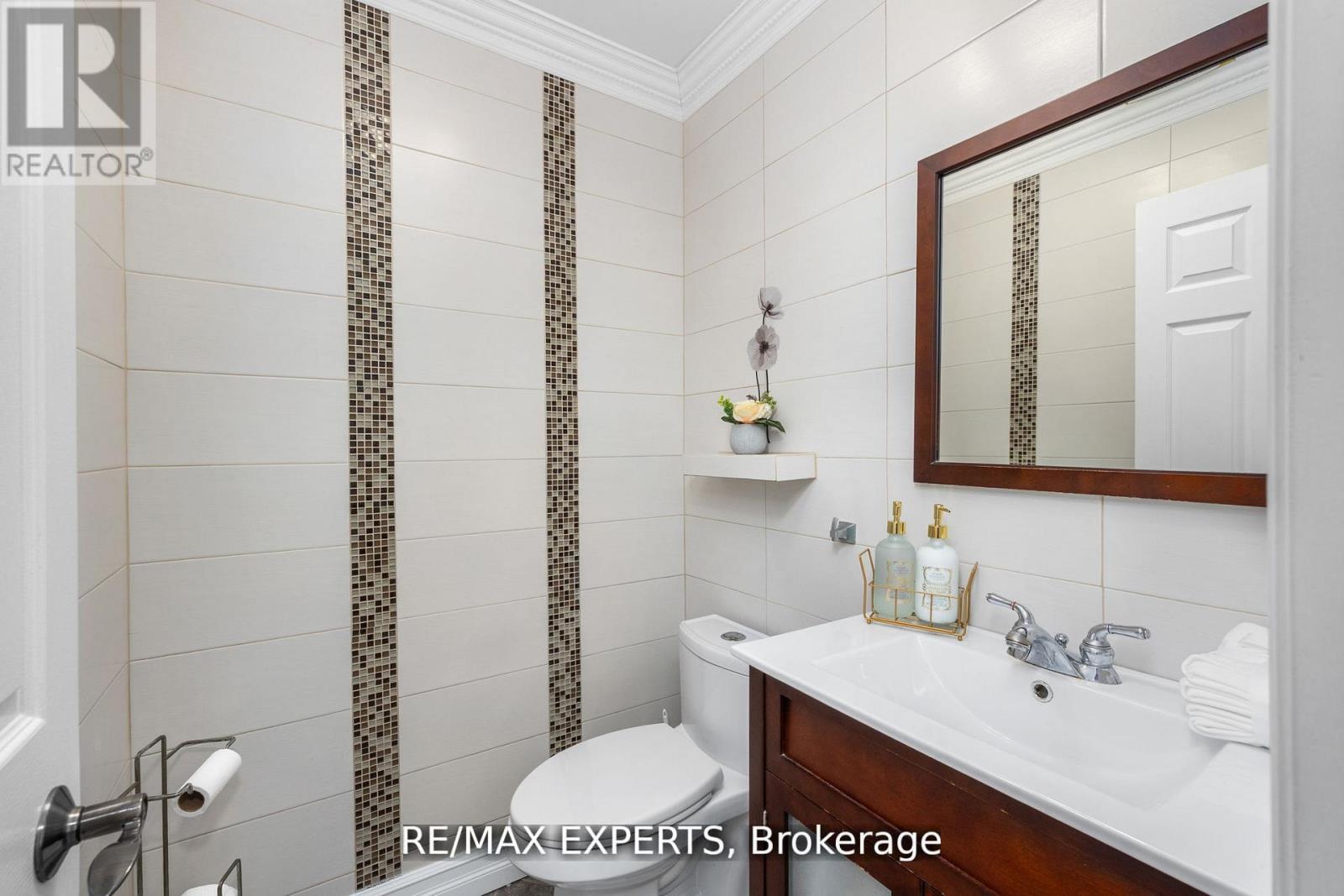 482 Malaga Road Property Photo 11