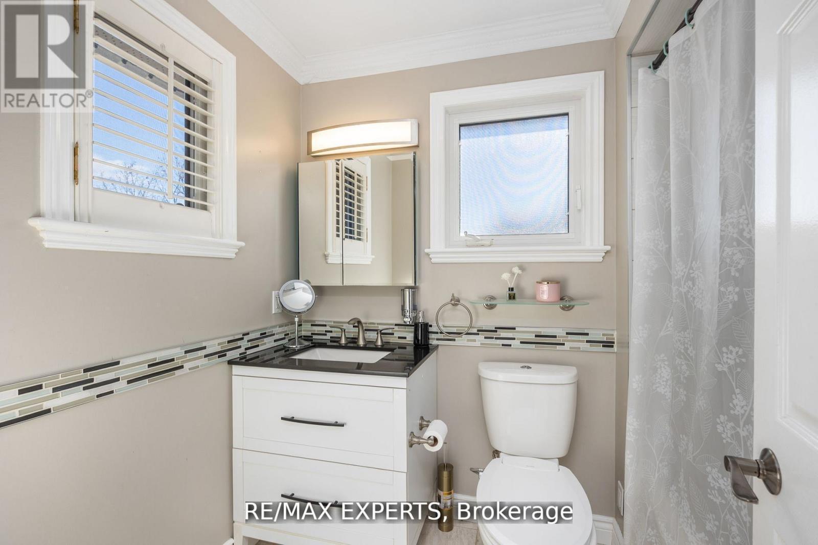 482 Malaga Road Property Photo 19