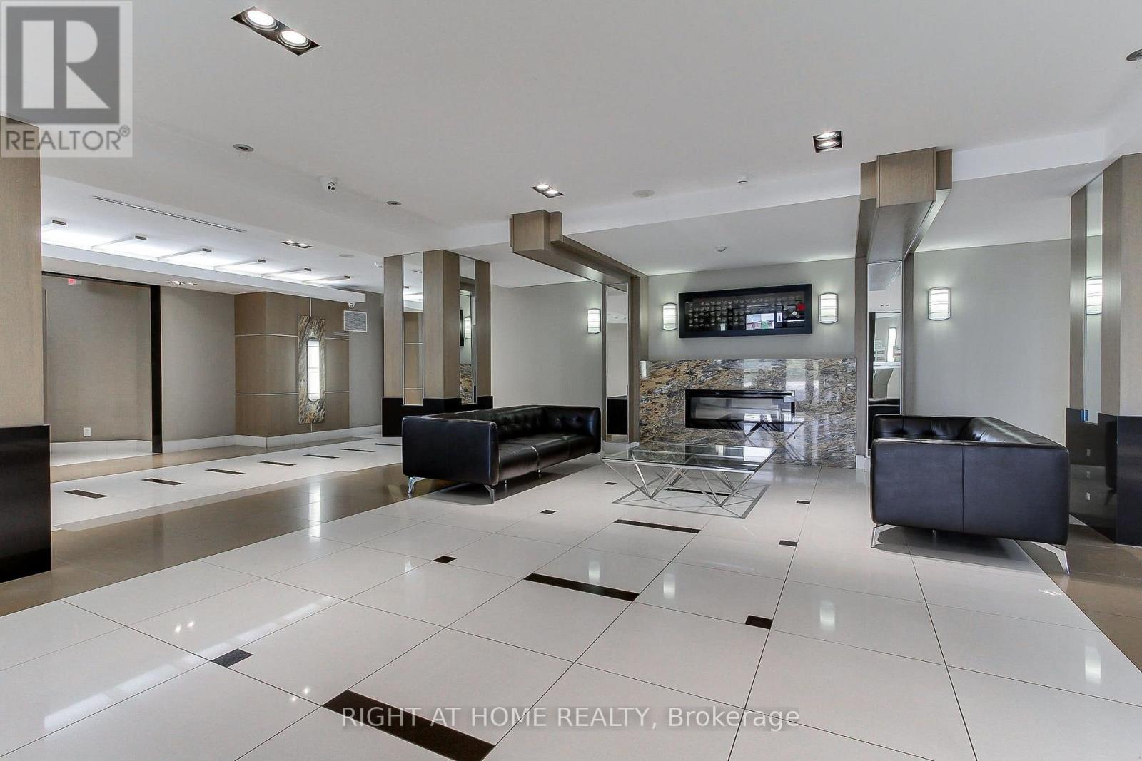 Ph04 - 1060 Sheppard Avenue W Property Photo 6