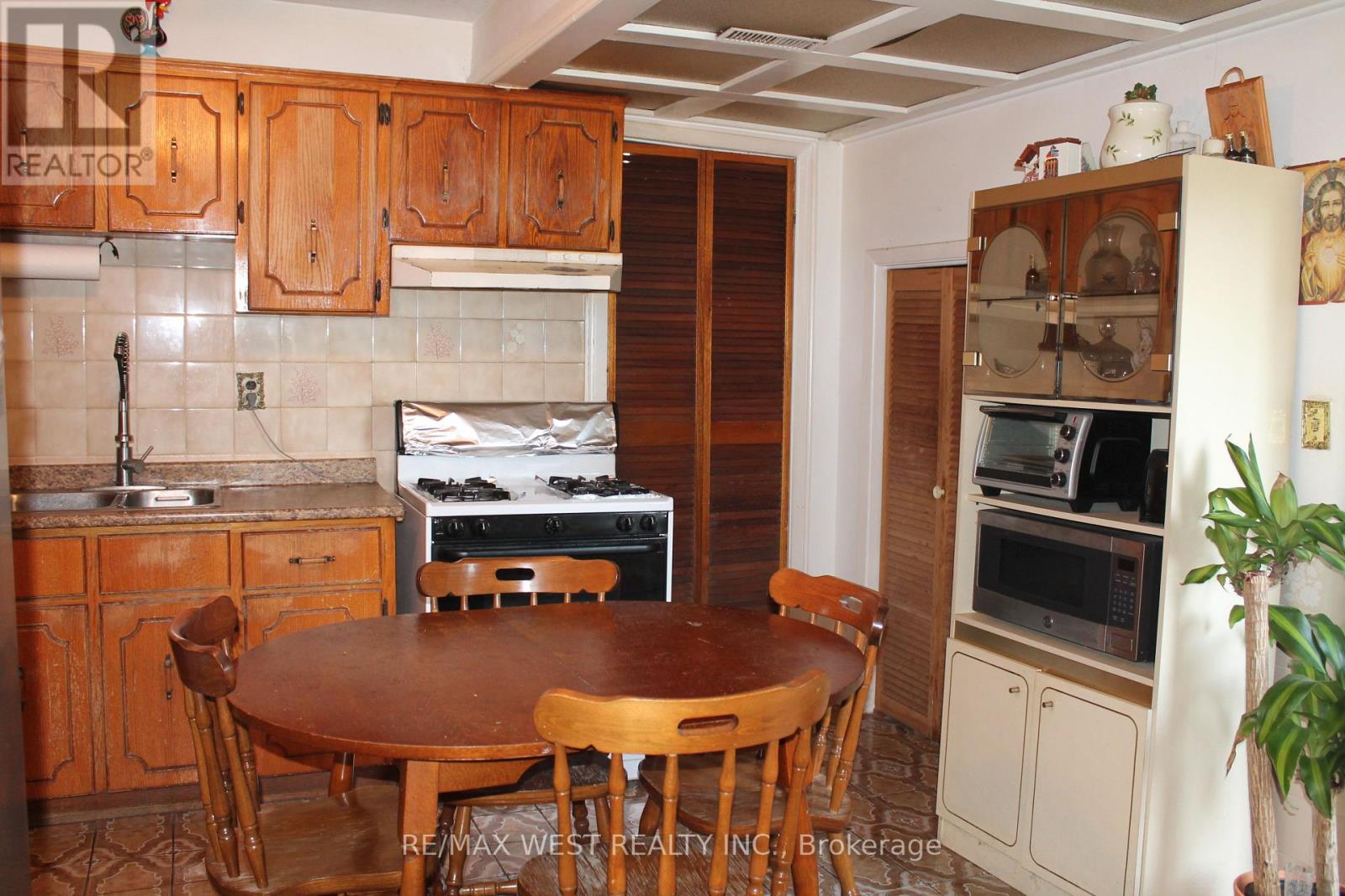 11a Woodcroft Crescent Property Photo 16