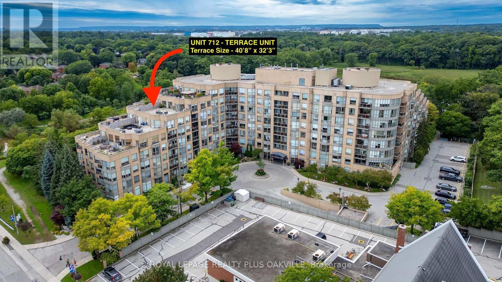 712 - 2511 LAKESHORE ROAD W Property Photo 1