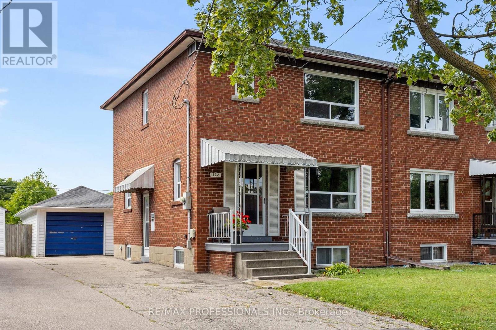122 TREEVIEW DRIVE