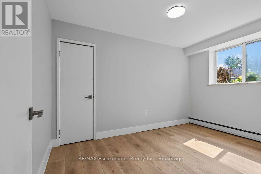 103 - 2393 New Street Property Photo 3