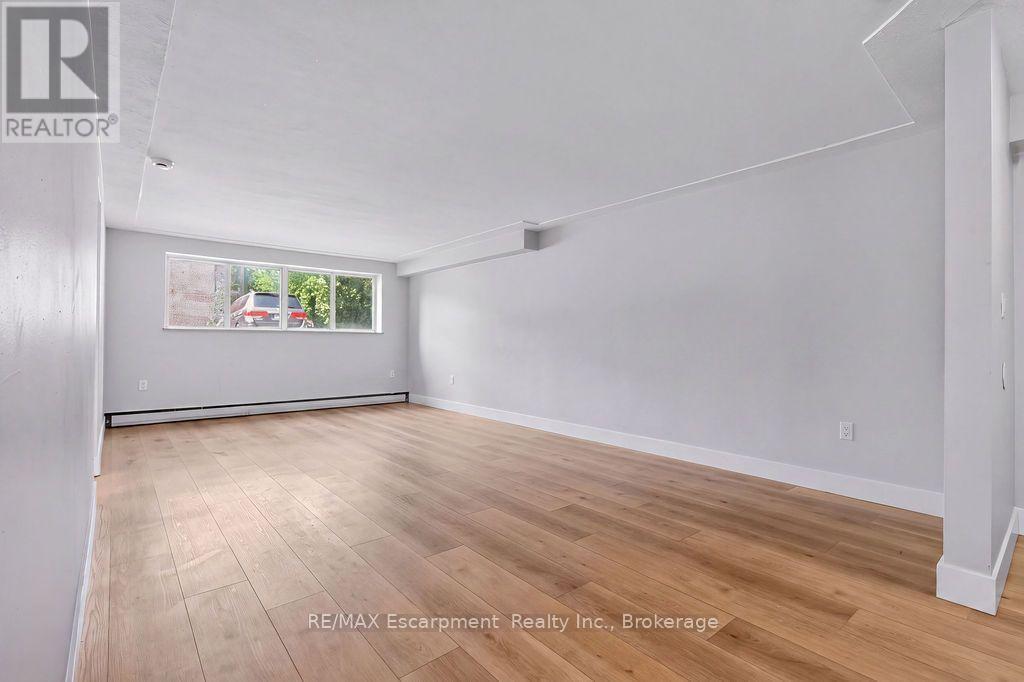 103 - 2393 New Street Property Photo 13