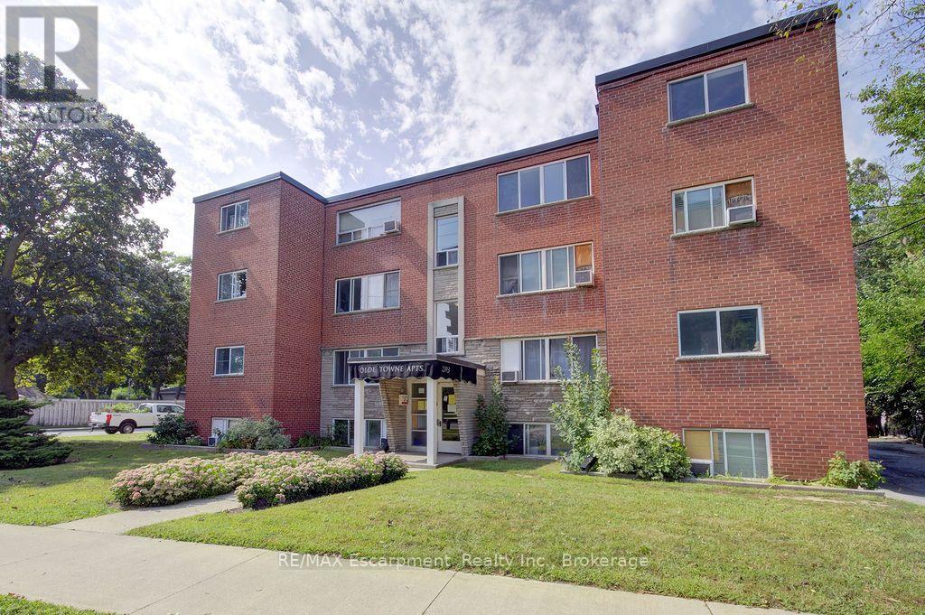 402 - 2393 NEW STREET Property Photo 1