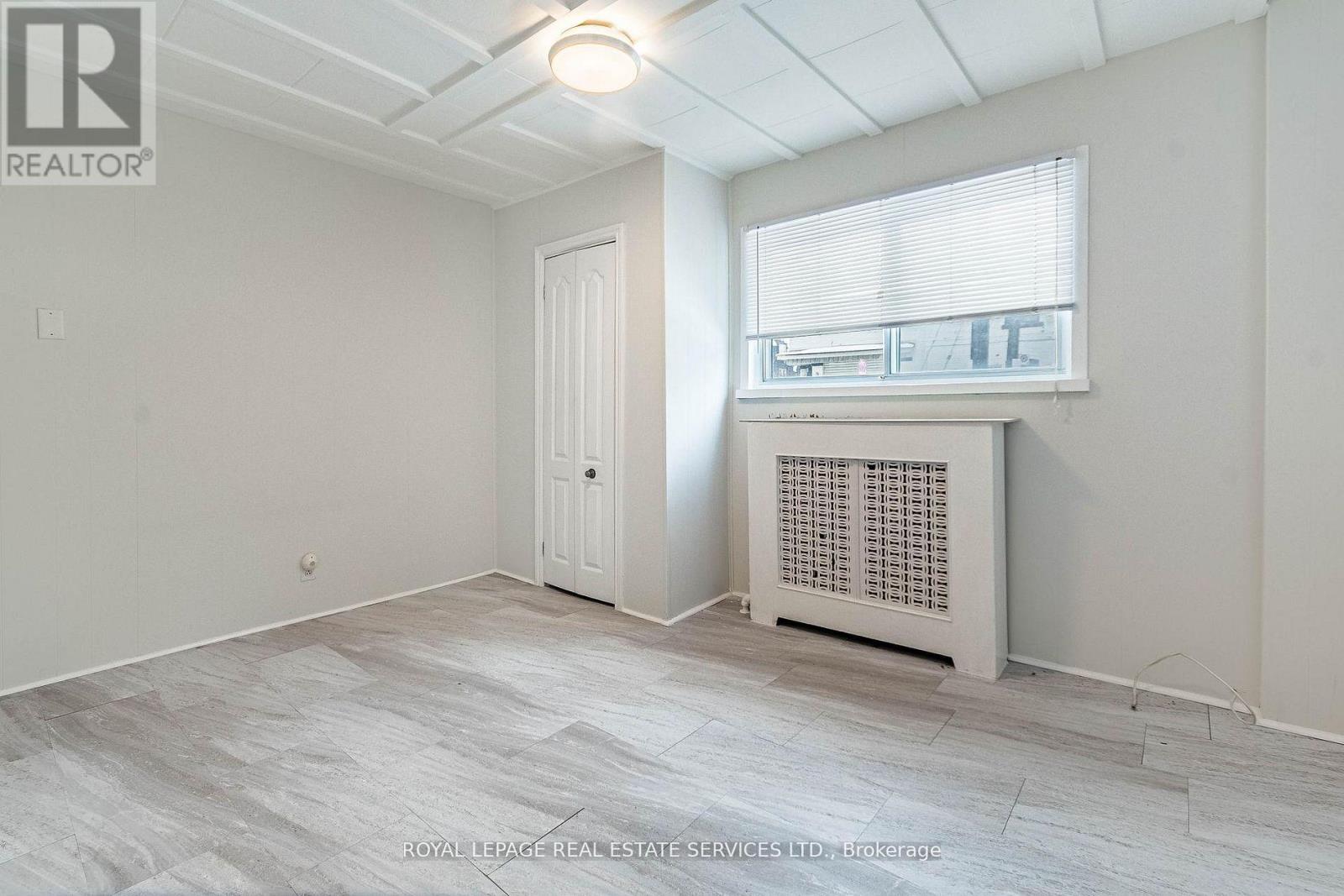 1160 Dufferin Street Property Photo 5
