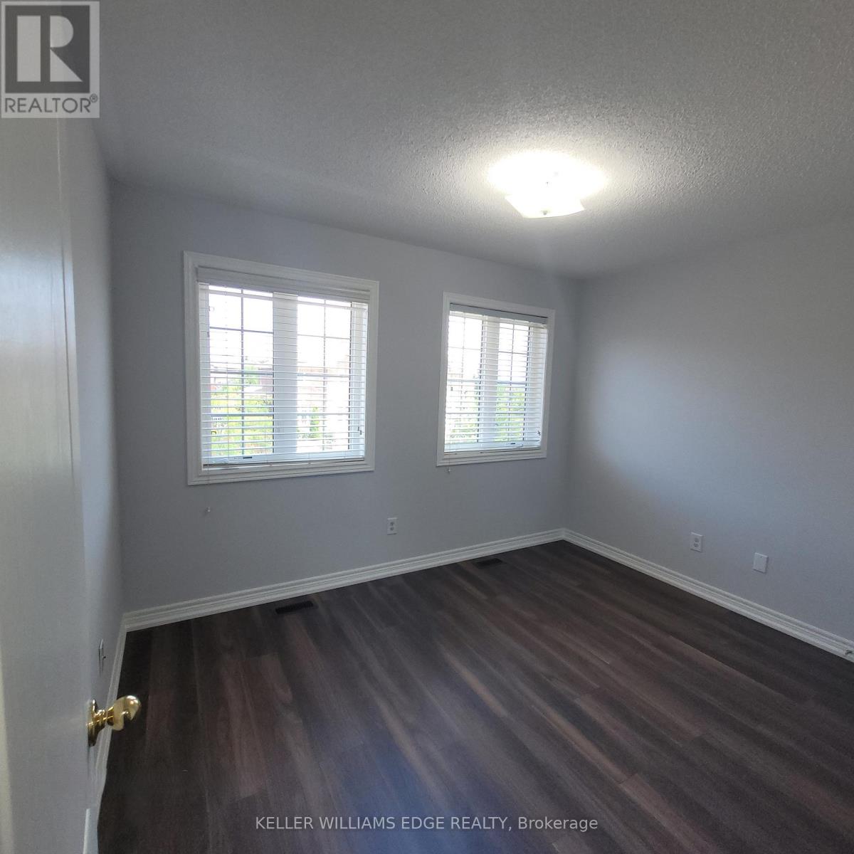 5546 Oscar Peterson Boulevard Property Photo 9