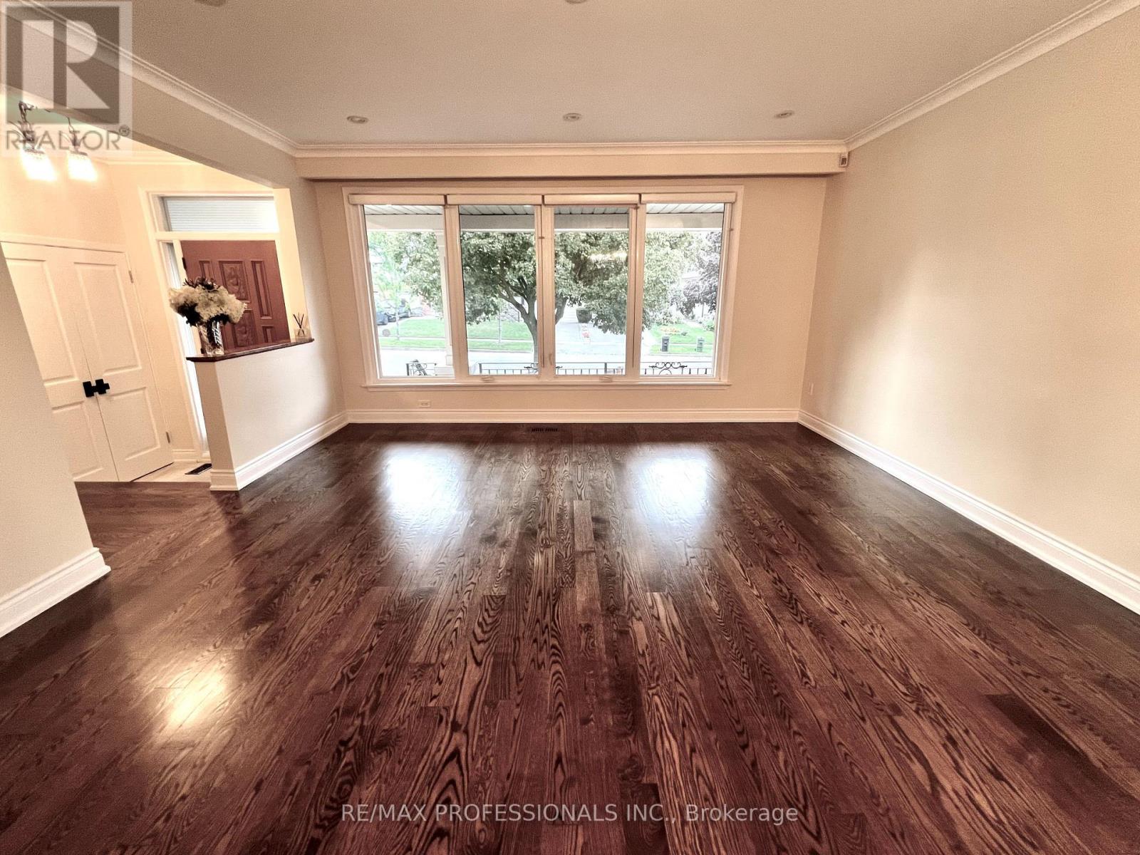 30 Lemonwood Drive Property Photo 7