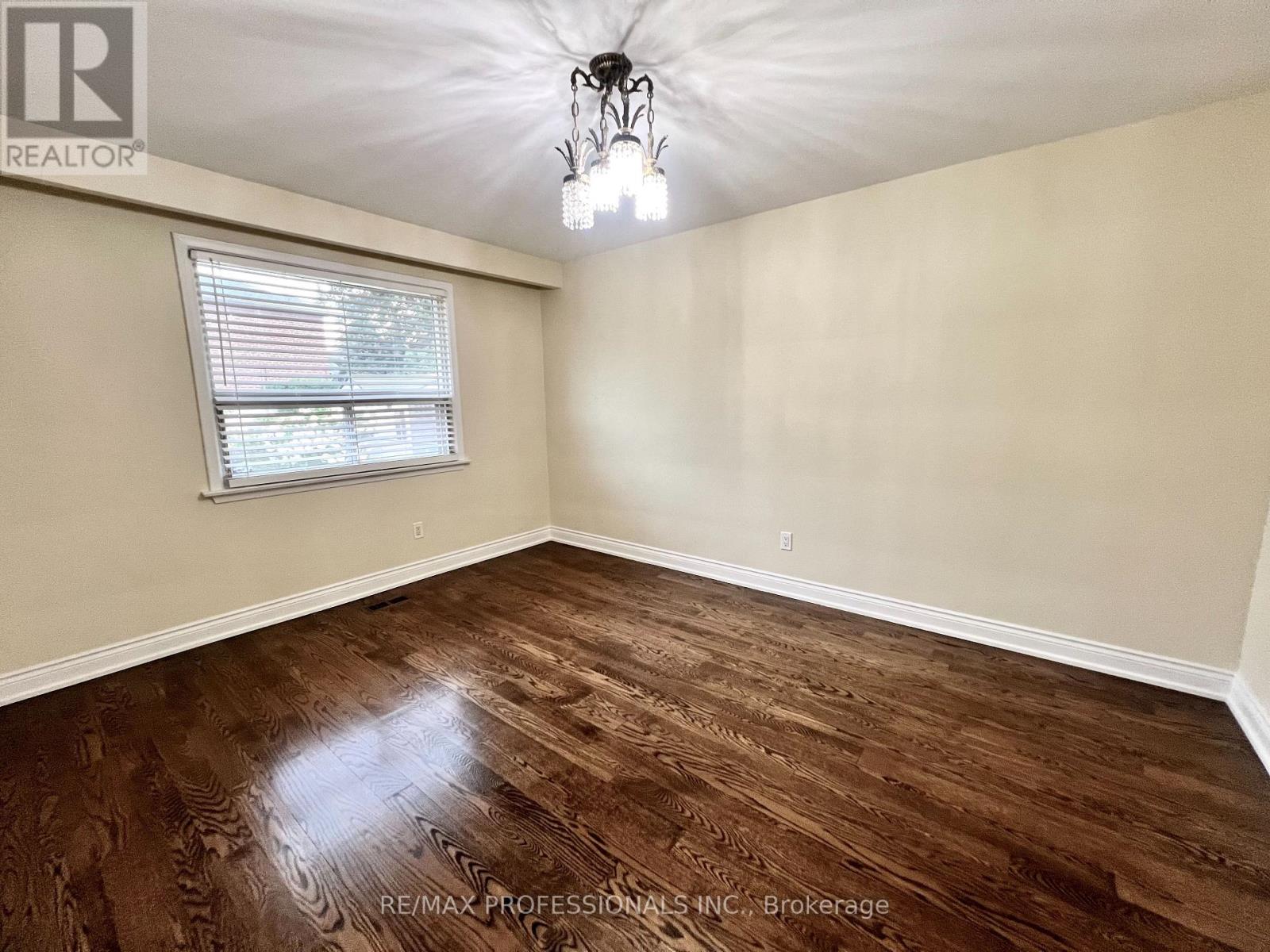 30 Lemonwood Drive Property Photo 18
