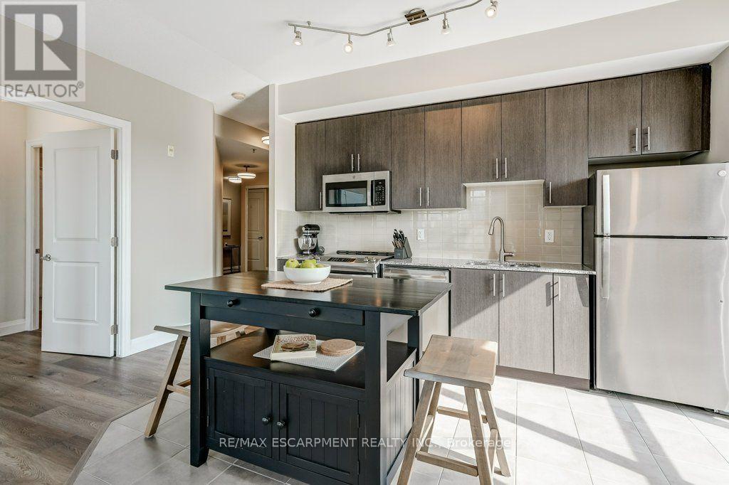 410 - 5001 Corporate Drive Property Photo 9