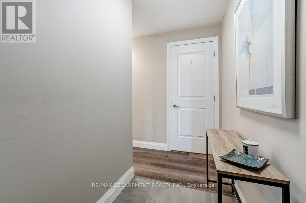 410 - 5001 Corporate Drive Property Photo 18