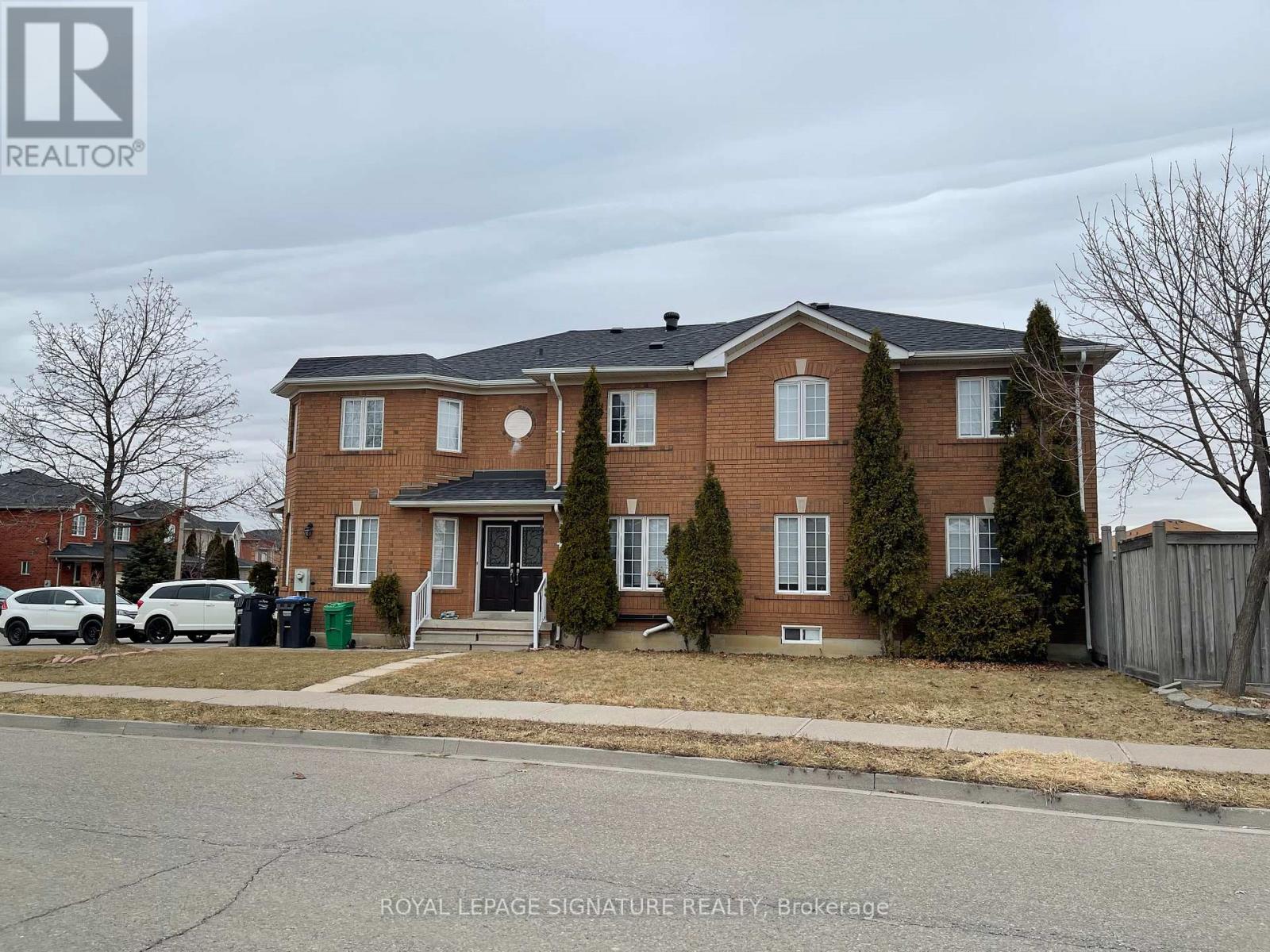 37 WHITEFACE CRESCENT Property Photo 1
