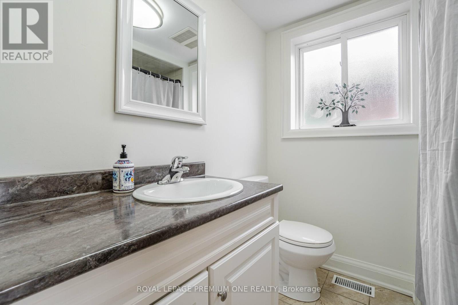 49 Gulfstream Road E Property Photo 19