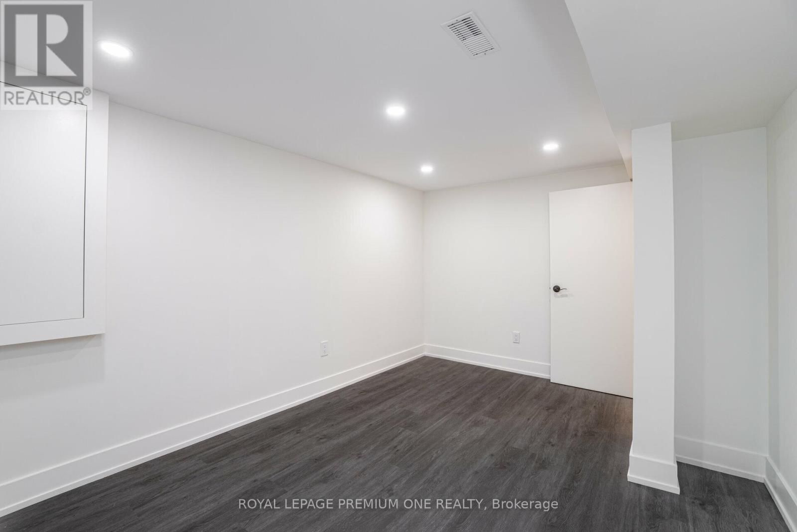 49 Gulfstream Road E Property Photo 23