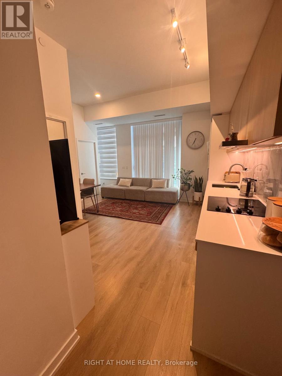 119 - 1100 SHEPPARD AVENUE W Property Photo 1