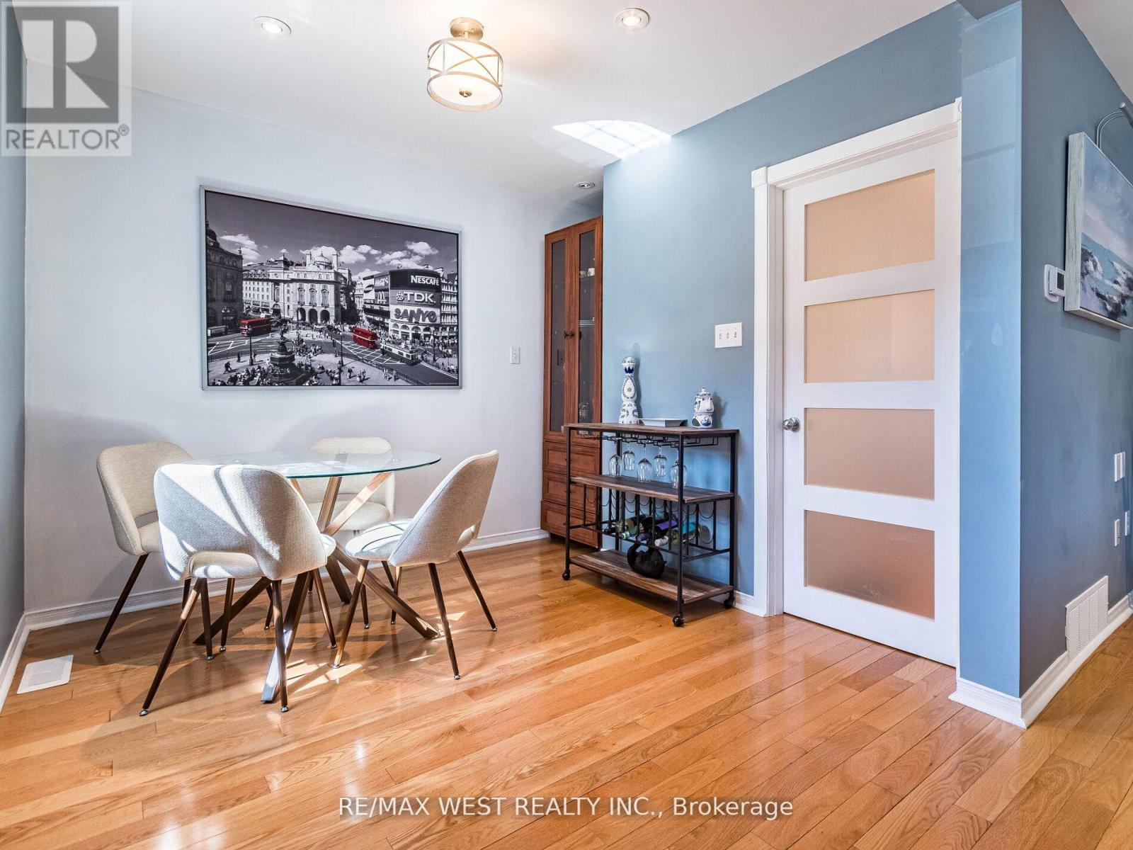 76 Laburnham Avenue Property Photo 14