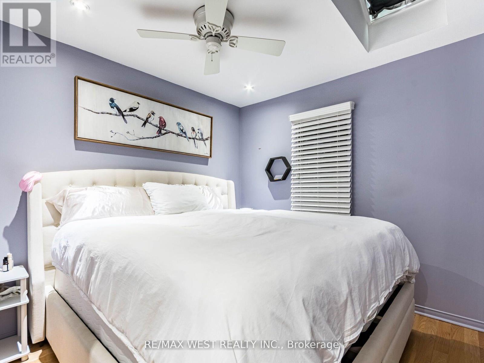 76 Laburnham Avenue Property Photo 24