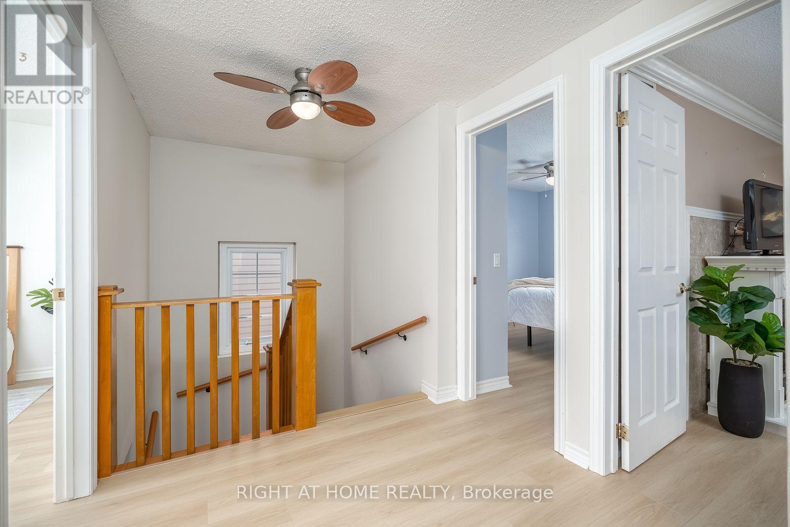 54 Niagara Place Property Photo 18