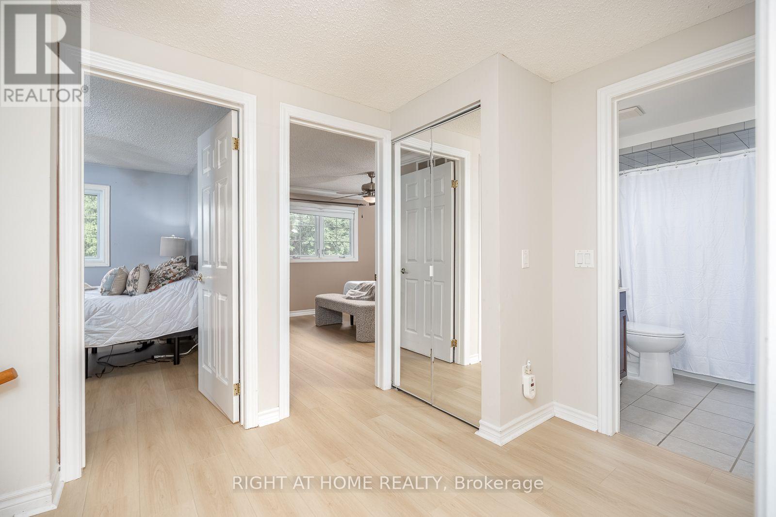 54 Niagara Place Property Photo 19