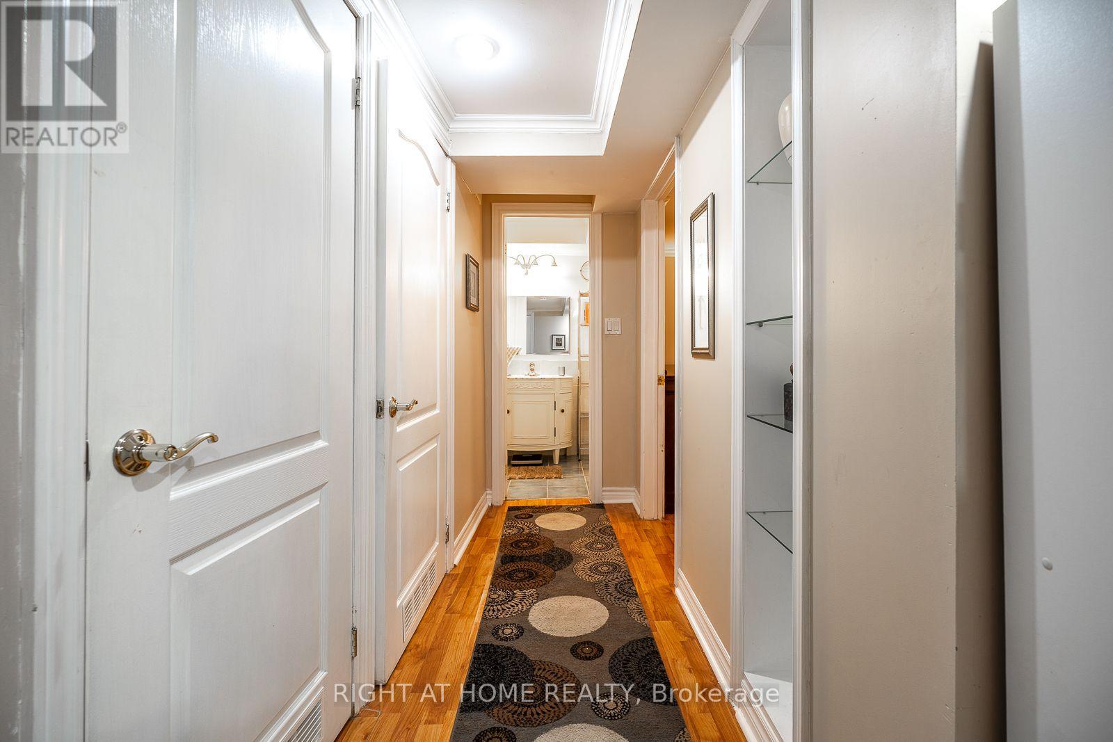 54 Niagara Place Property Photo 33