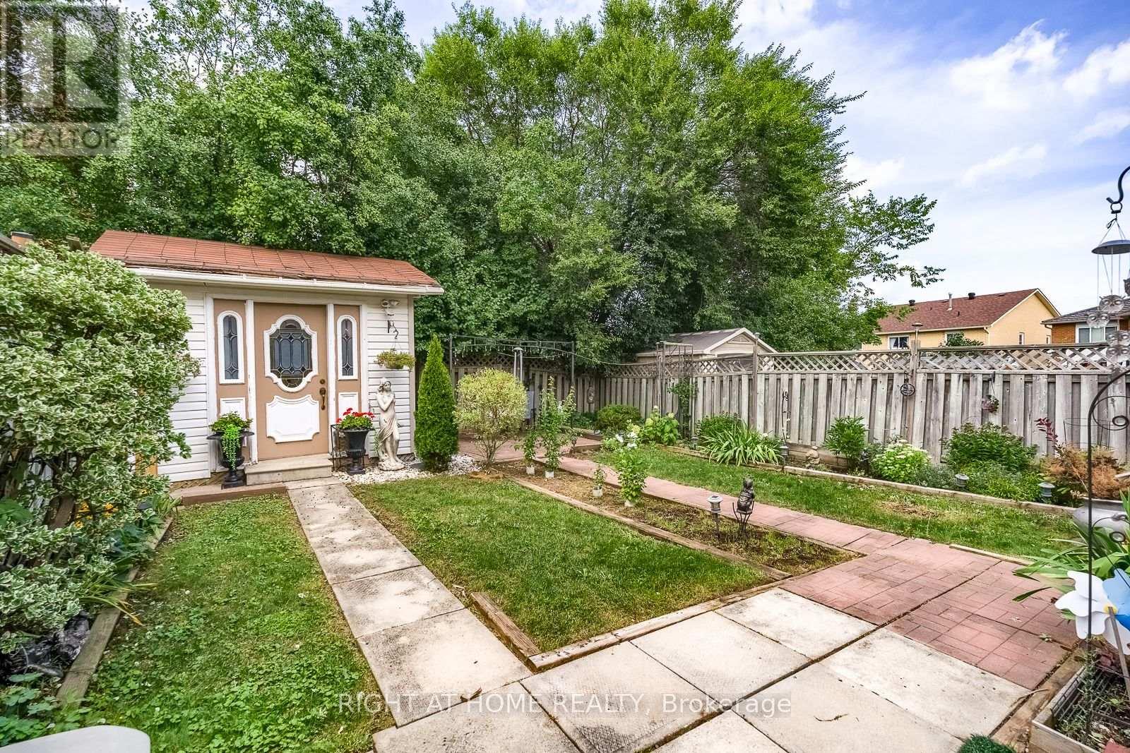 54 Niagara Place Property Photo 41