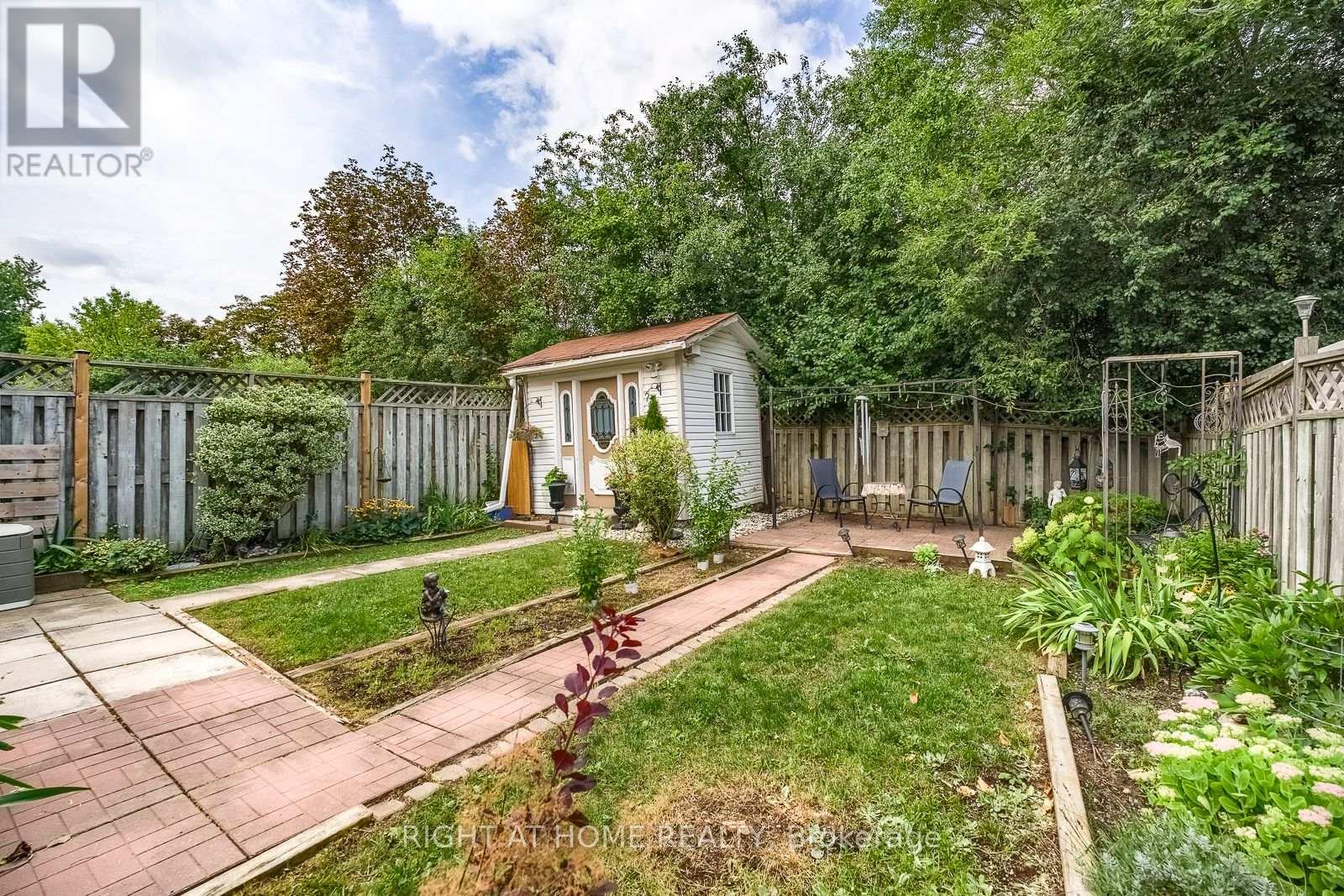 54 Niagara Place Property Photo 42
