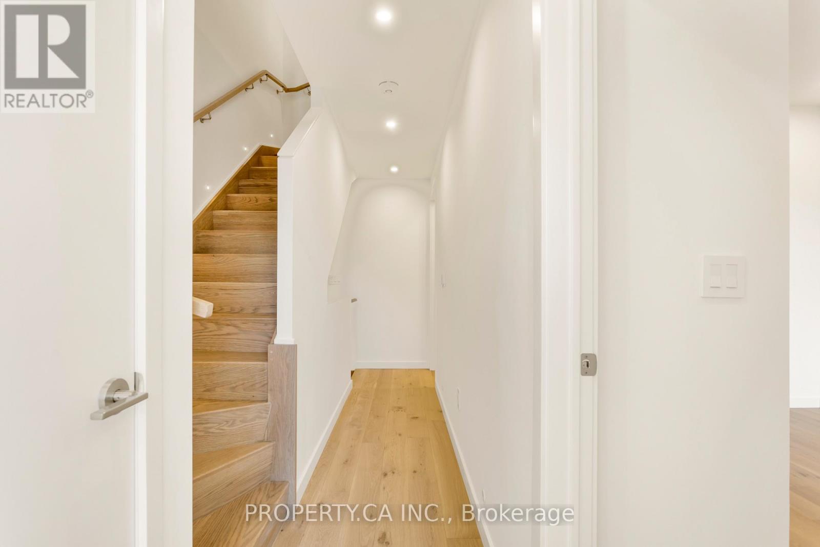 Unit #2 - 301 Keele Street Property Photo 13