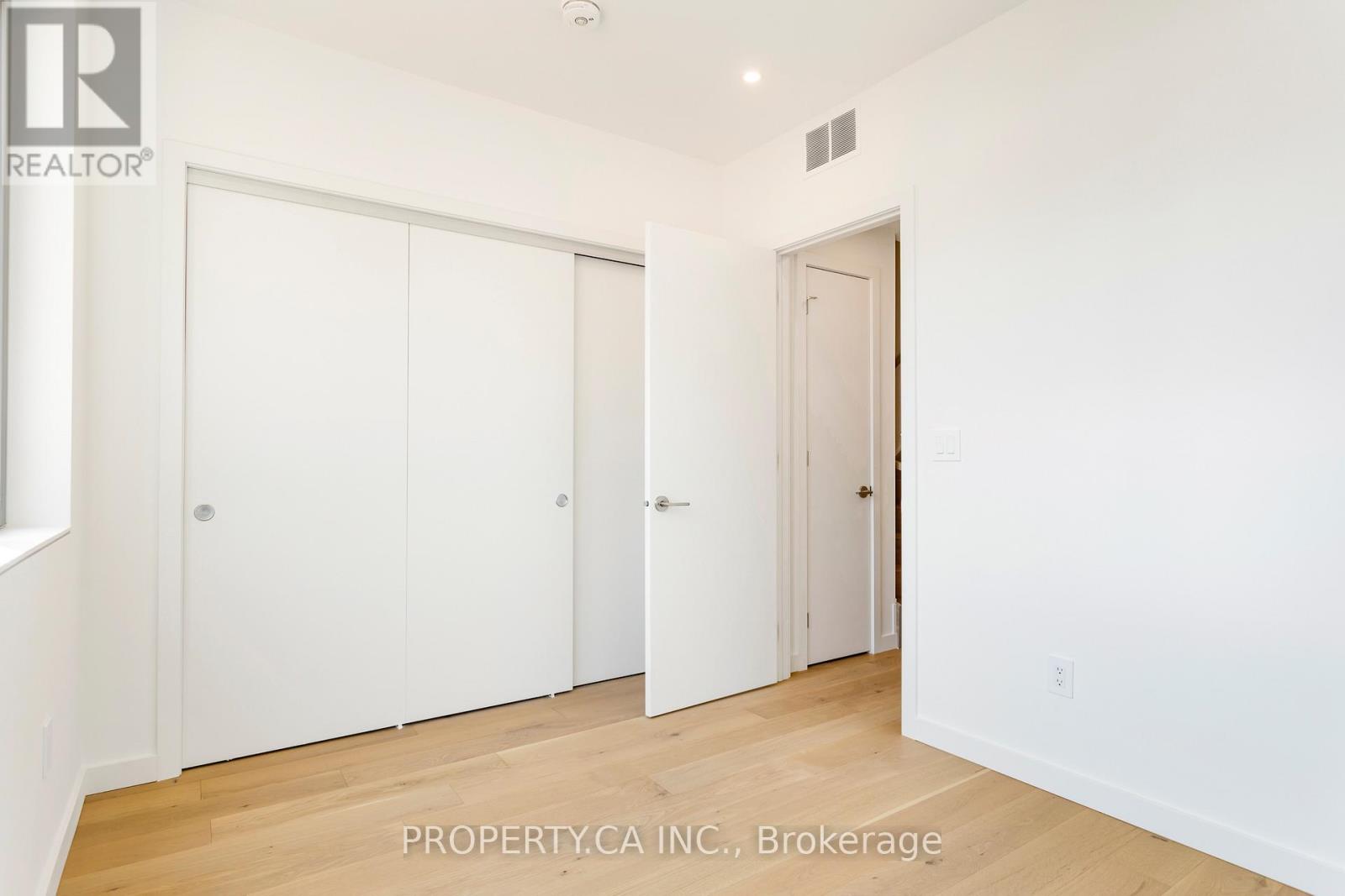Unit #2 - 301 Keele Street Property Photo 20