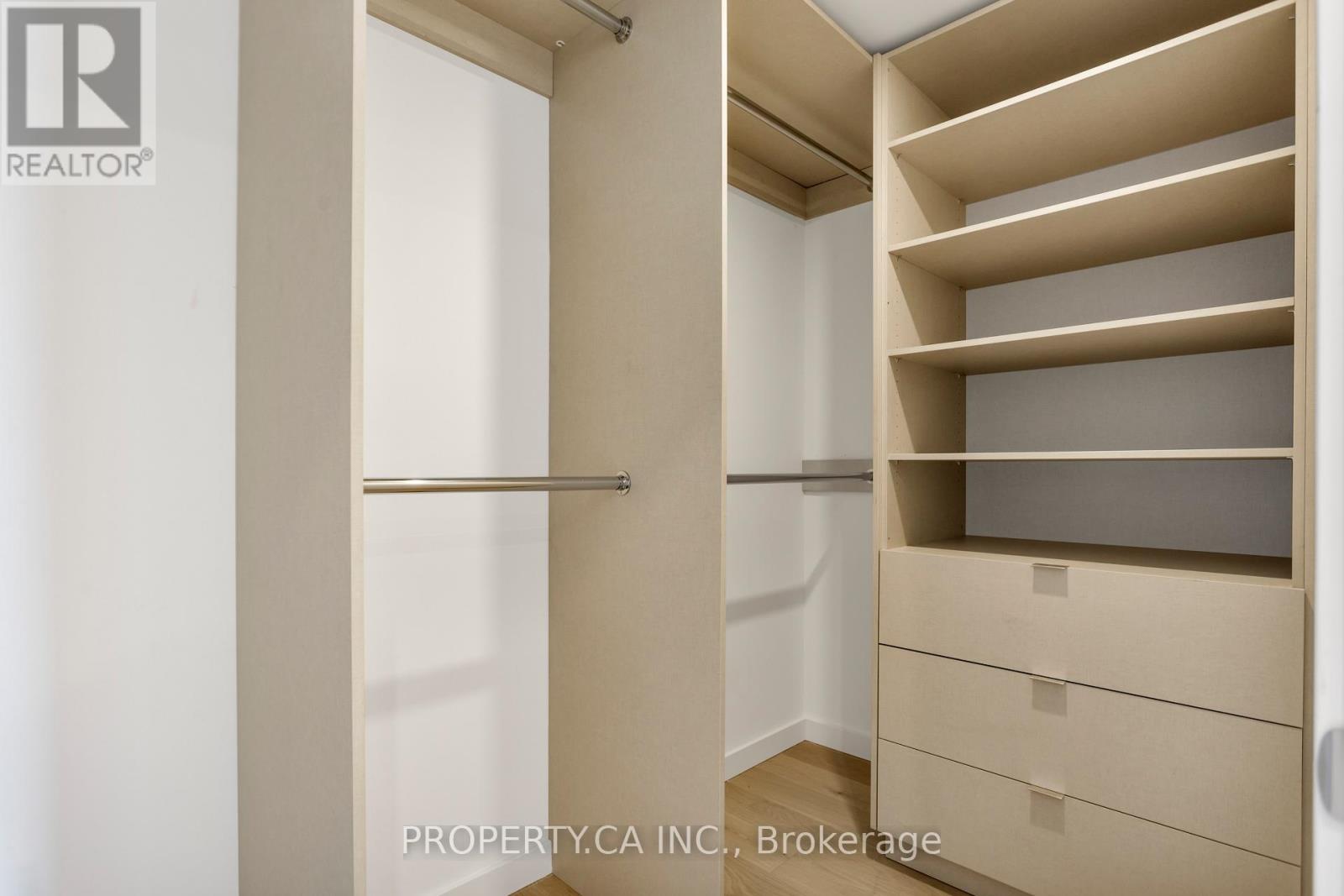 Unit #2 - 301 Keele Street Property Photo 26