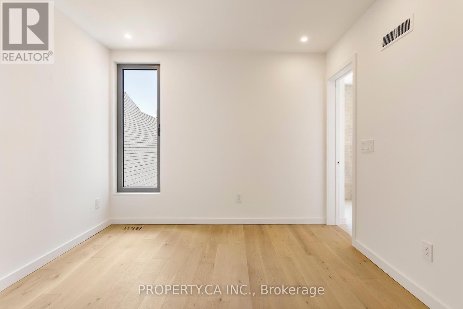 Unit #2 - 301 Keele Street Property Photo 27