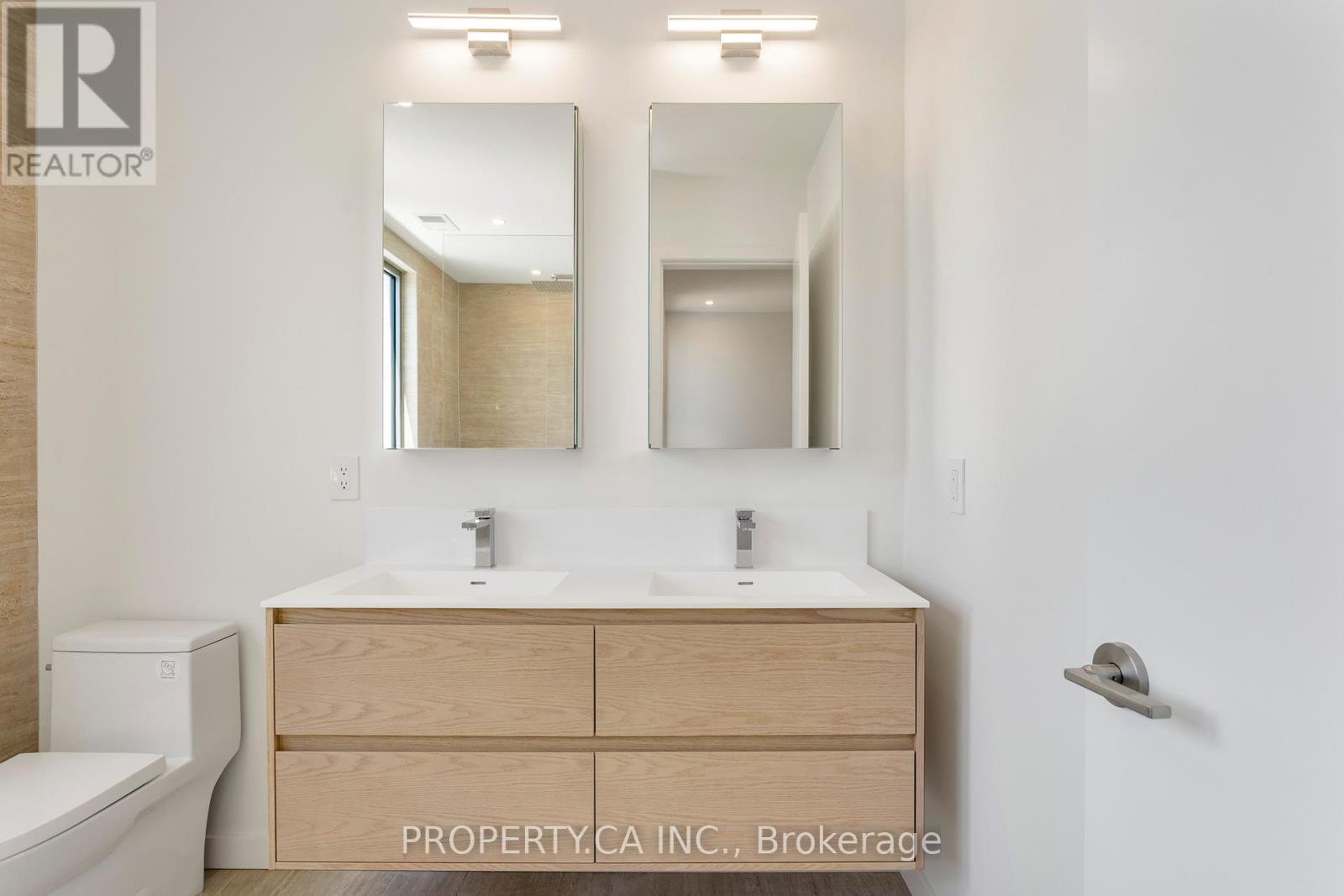 Unit #2 - 301 Keele Street Property Photo 28