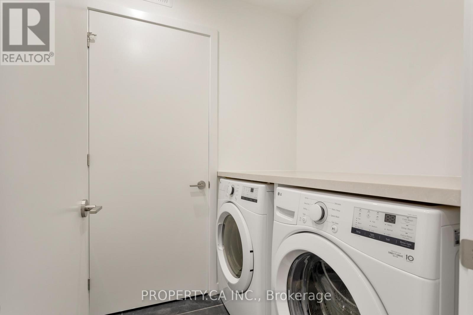 Unit #2 - 301 Keele Street Property Photo 37