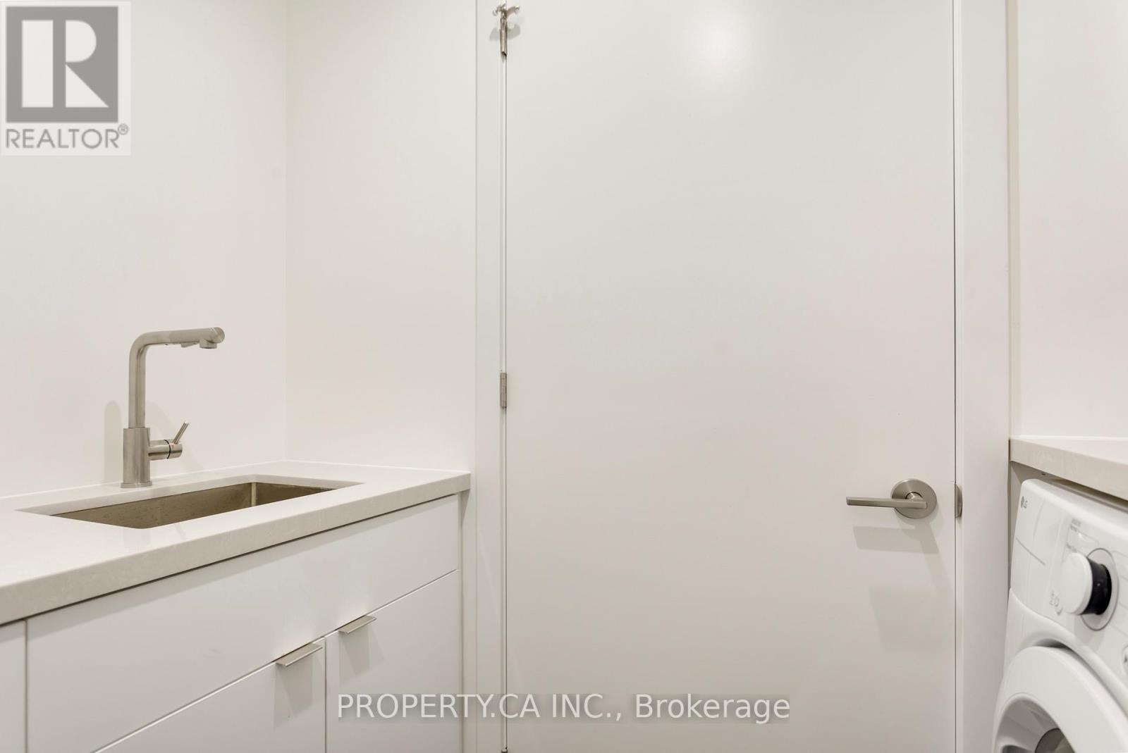 Unit #2 - 301 Keele Street Property Photo 38