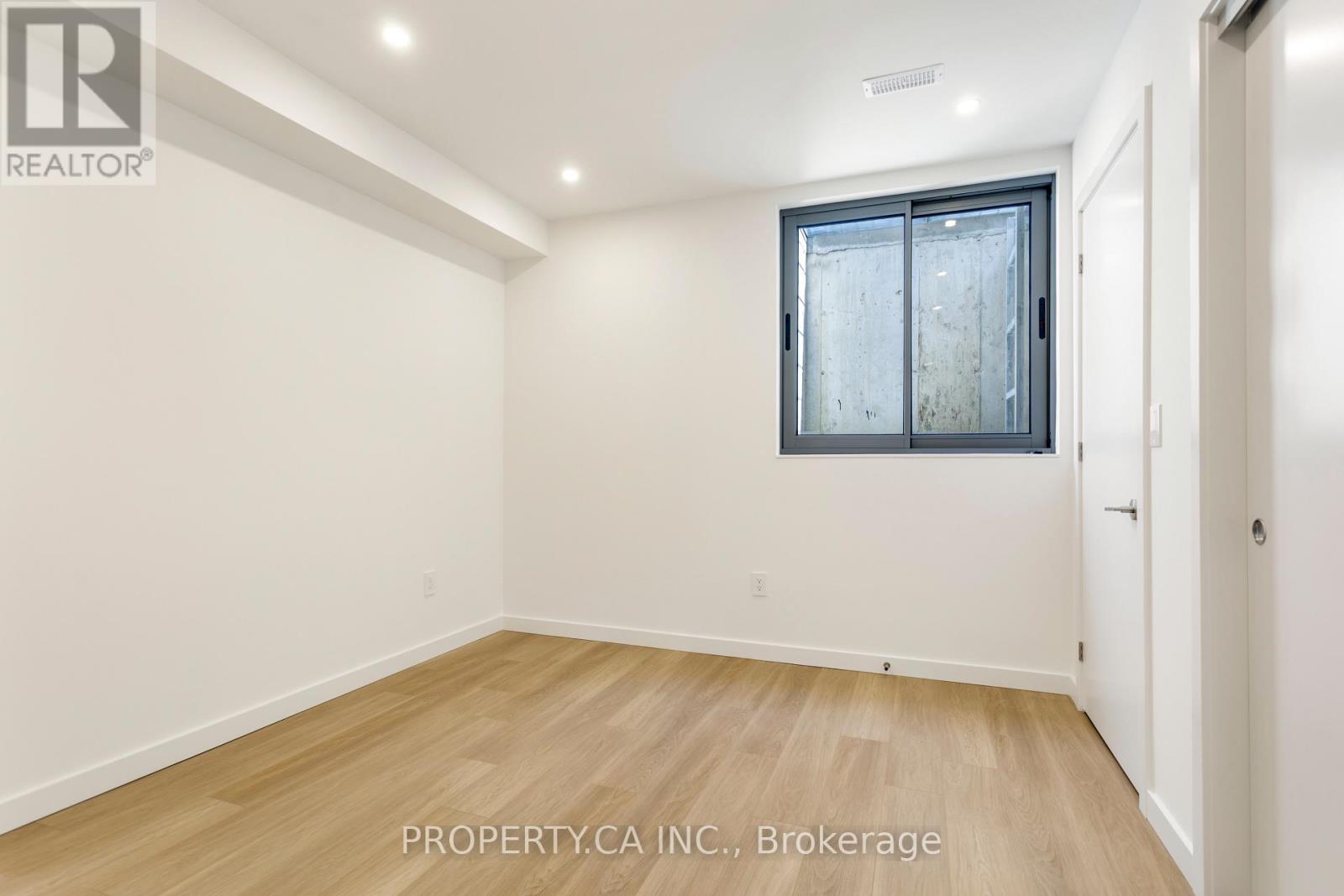 Unit #2 - 301 Keele Street Property Photo 41