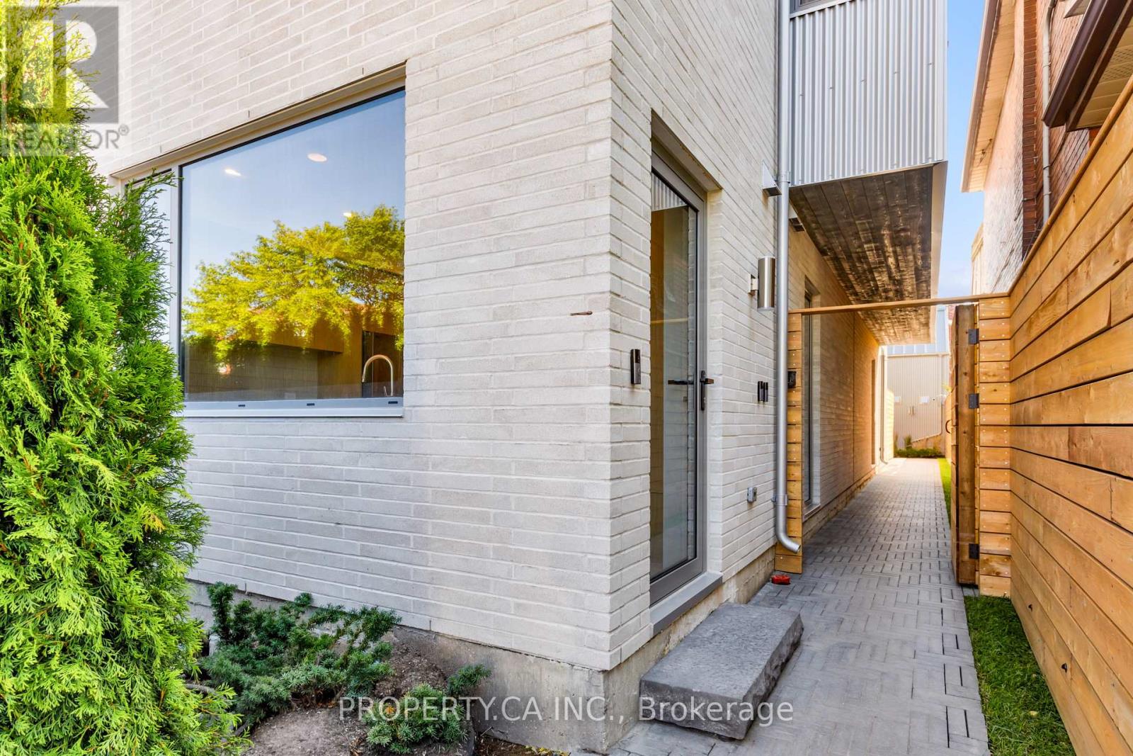 Unit #3 - 301 Keele Street Property Photo 3