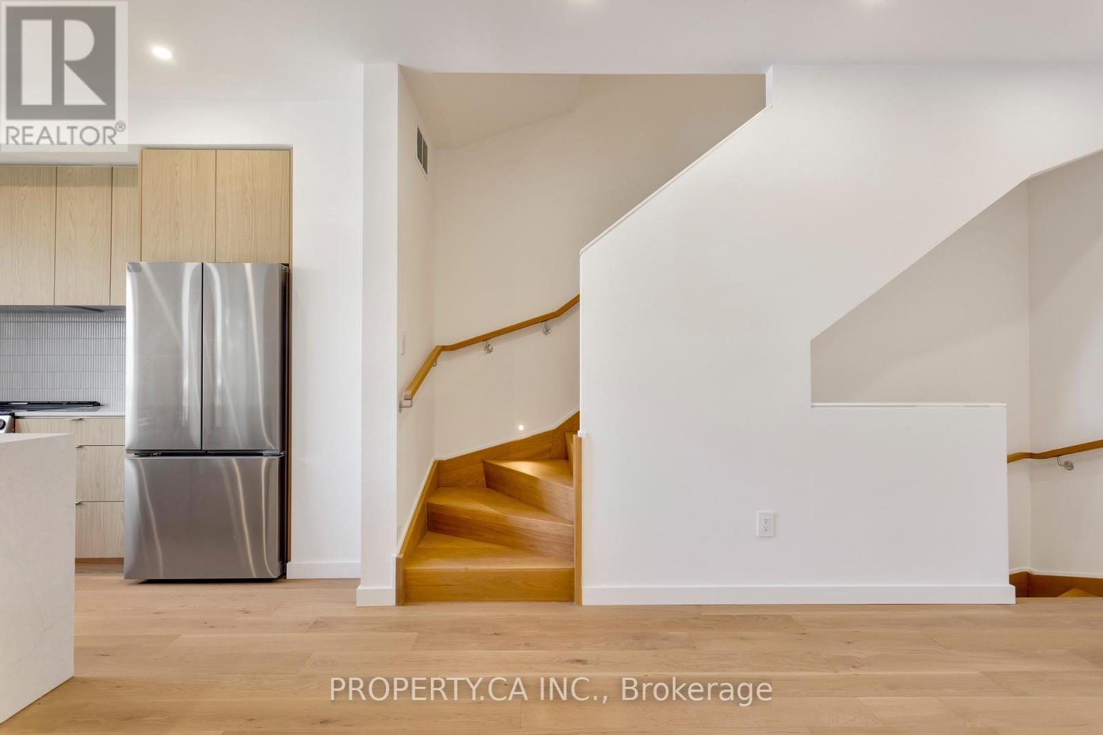 Unit #3 - 301 Keele Street Property Photo 12