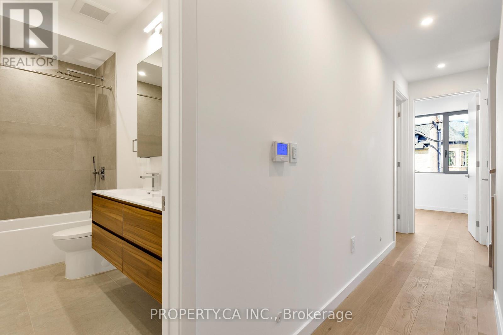 Unit #3 - 301 Keele Street Property Photo 15