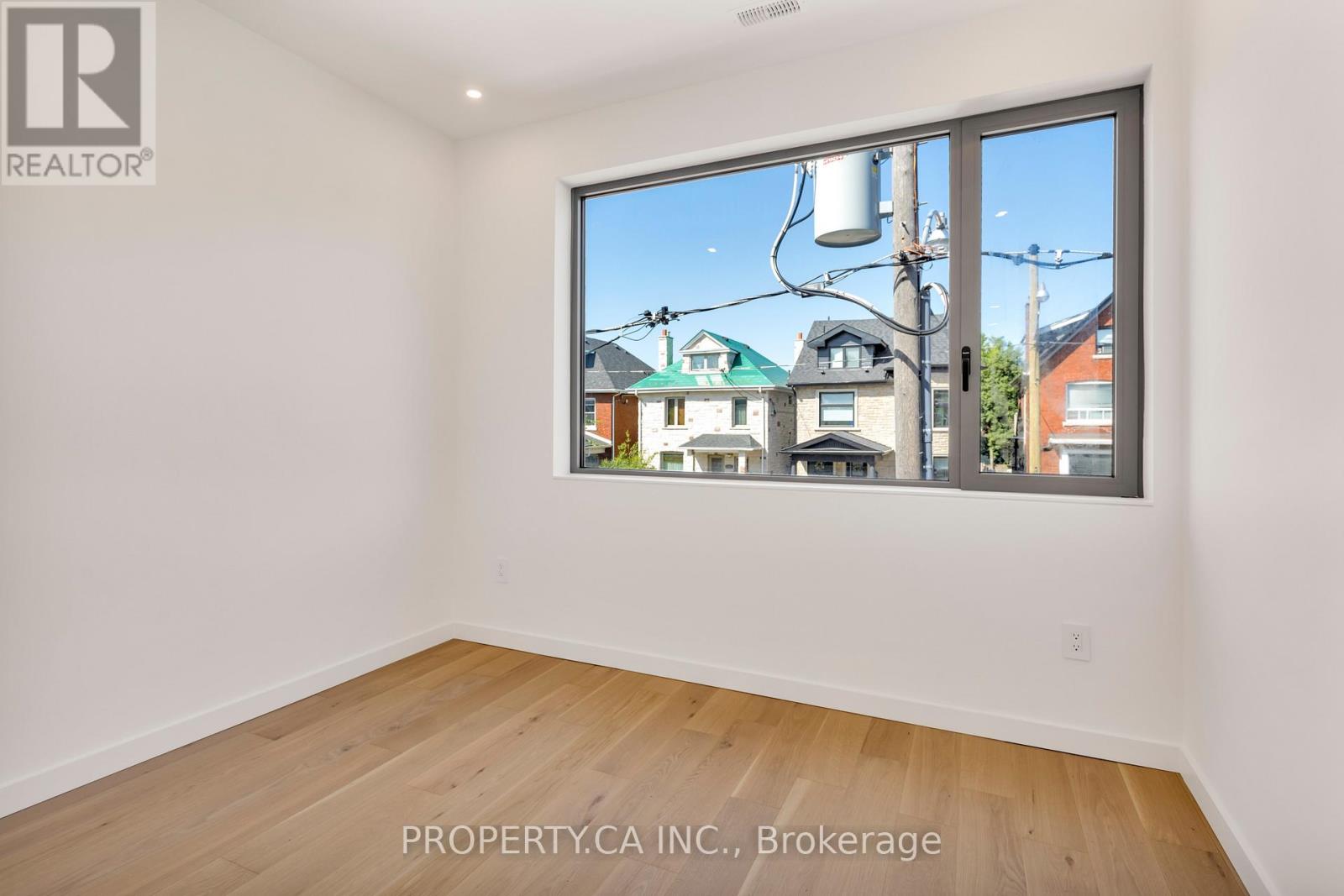 Unit #3 - 301 Keele Street Property Photo 19
