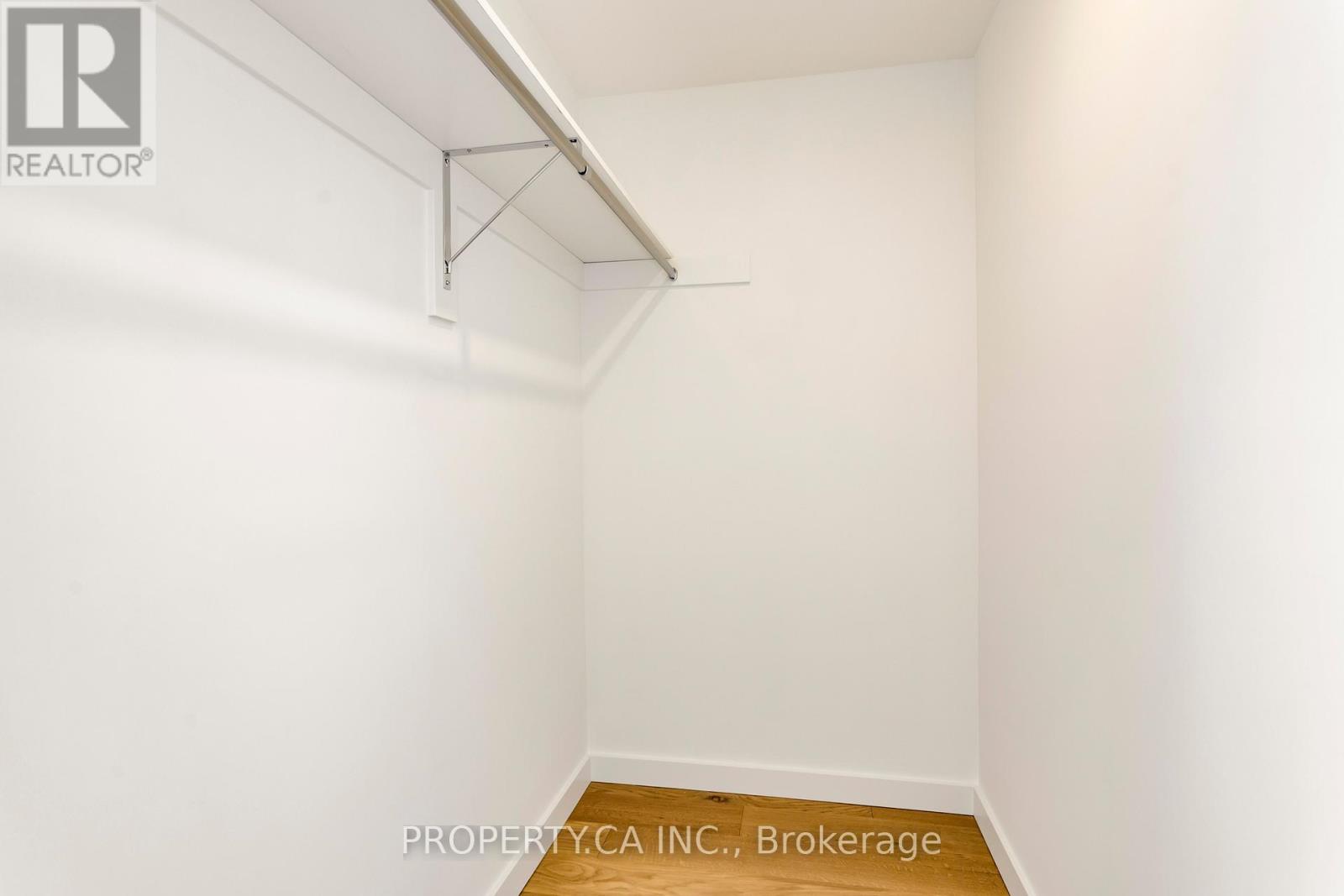 Unit #3 - 301 Keele Street Property Photo 21