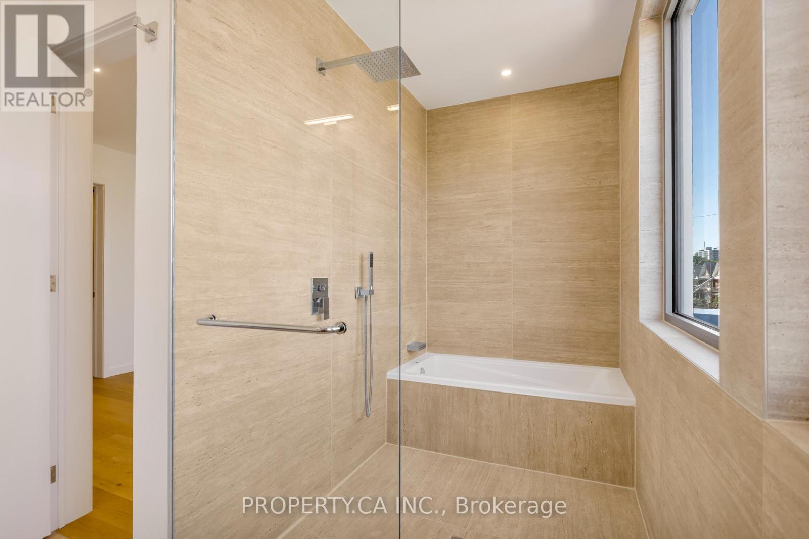 Unit #3 - 301 Keele Street Property Photo 30