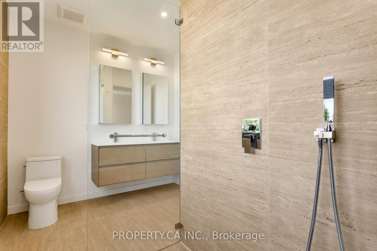 Unit #3 - 301 Keele Street Property Photo 31