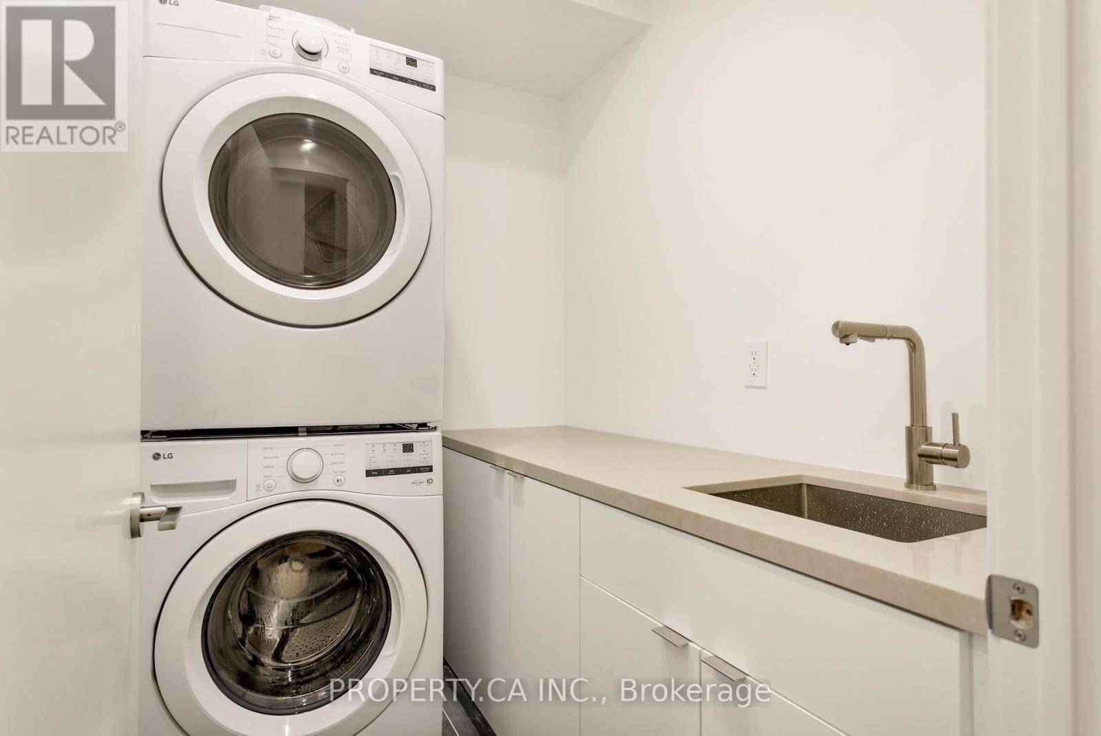 Unit #3 - 301 Keele Street Property Photo 39