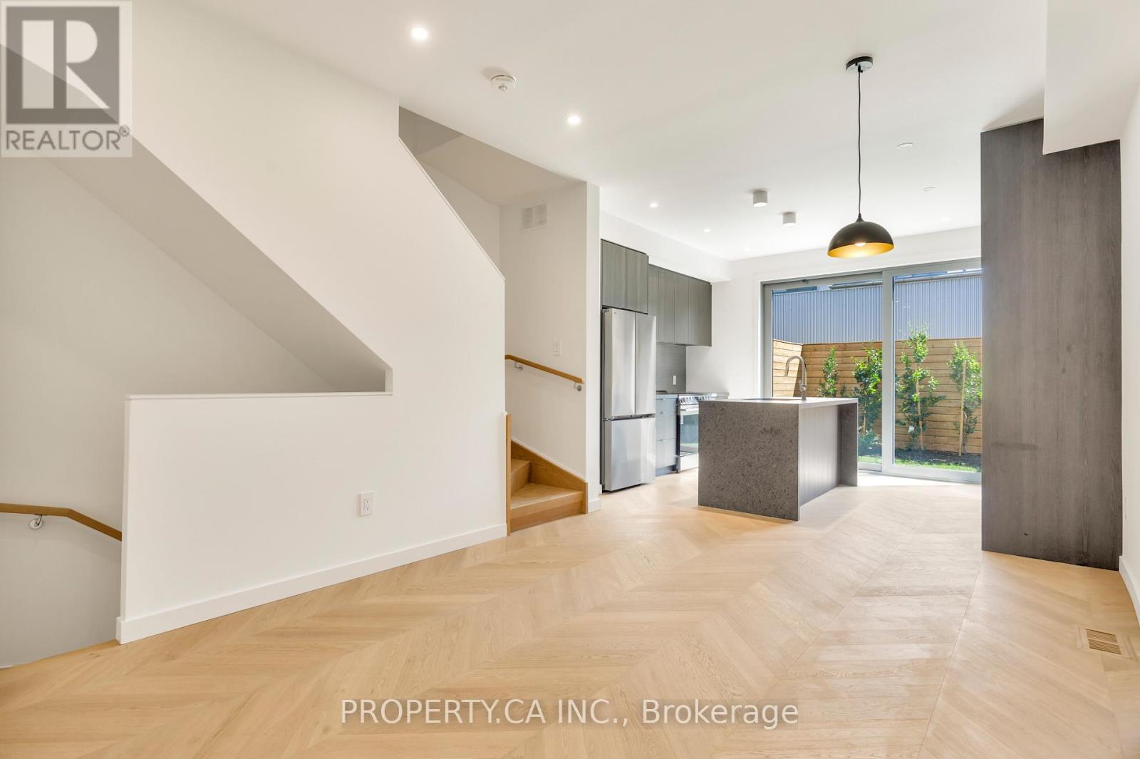 Unit #4 - 301 Keele Street Property Photo 2