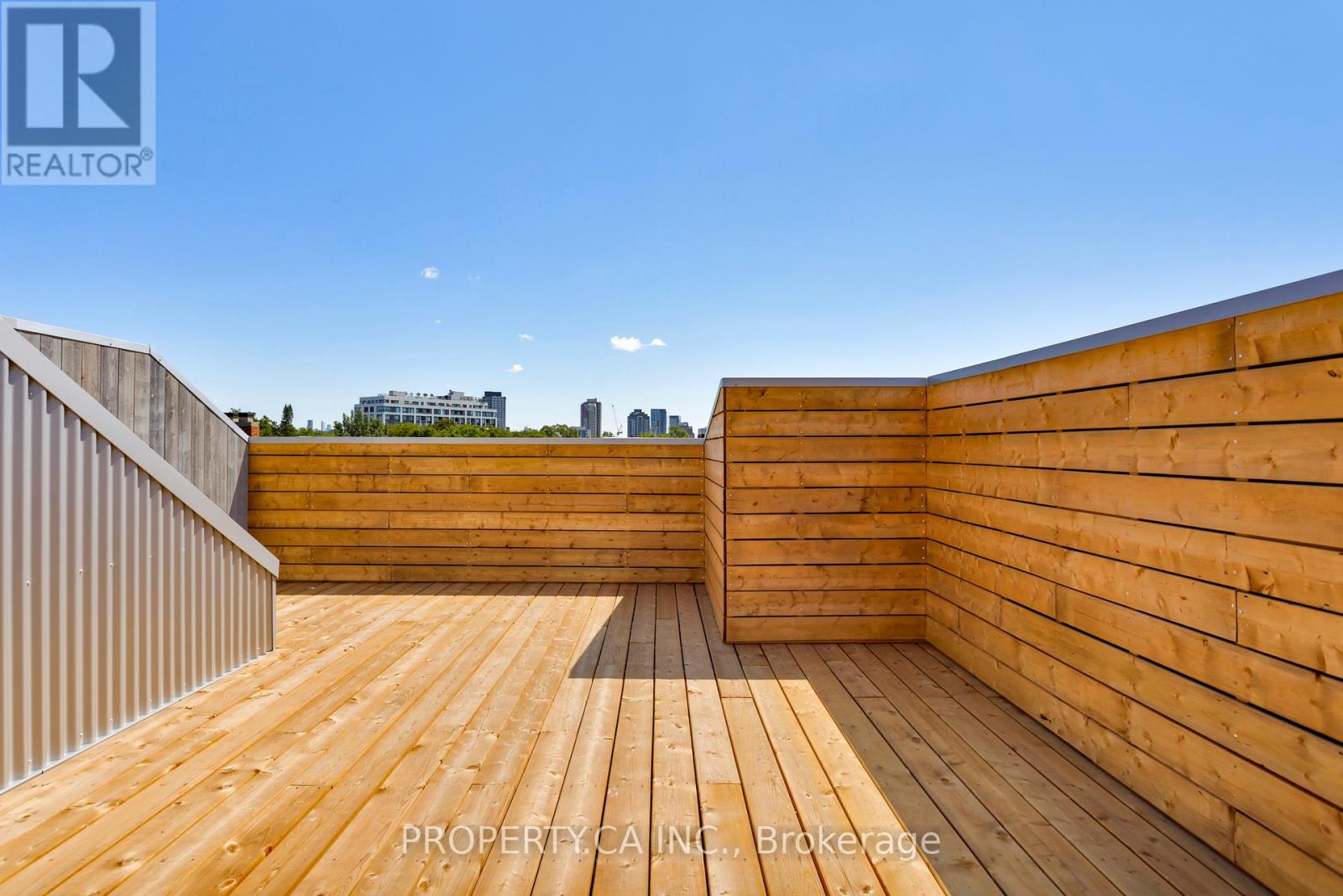 Unit #4 - 301 Keele Street Property Photo 35