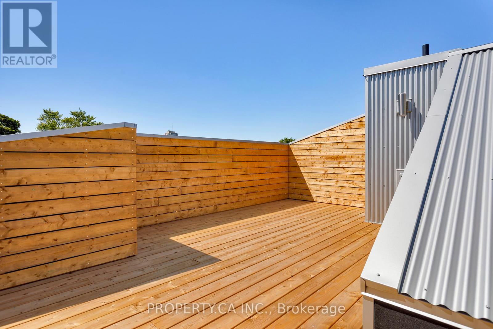 Unit #4 - 301 Keele Street Property Photo 36