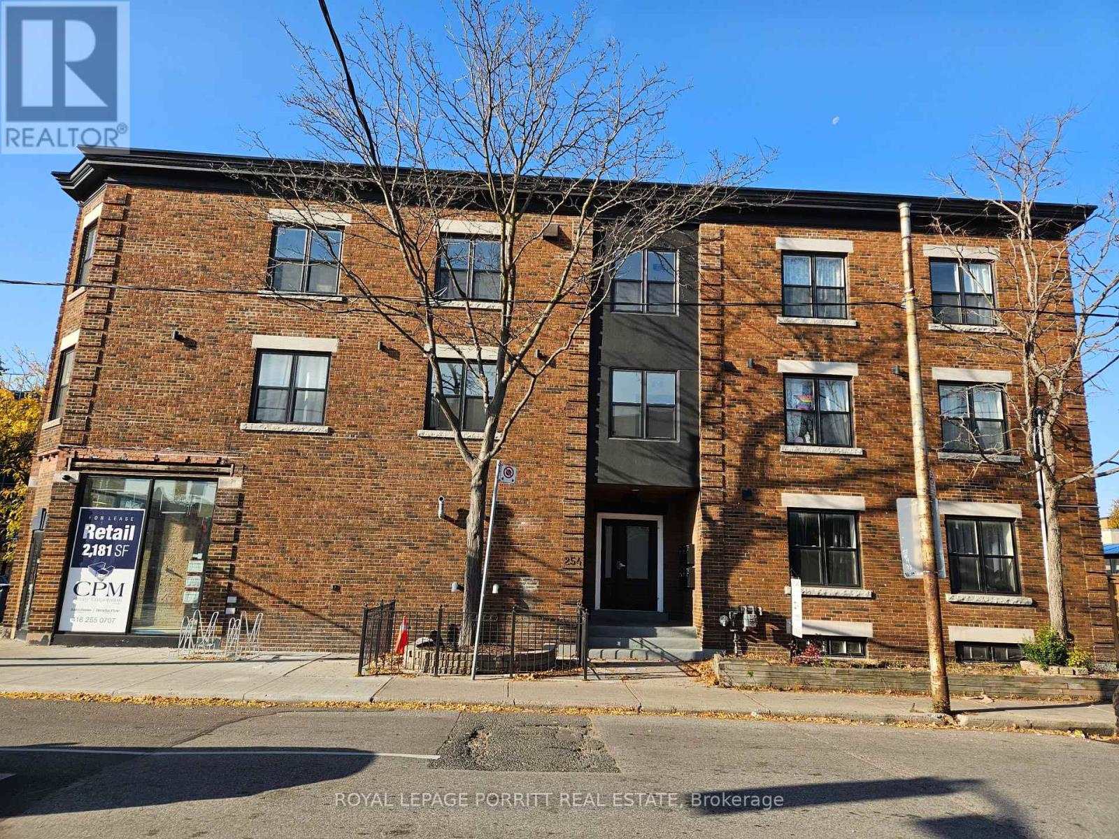 3 - 254 ARMADALE AVENUE