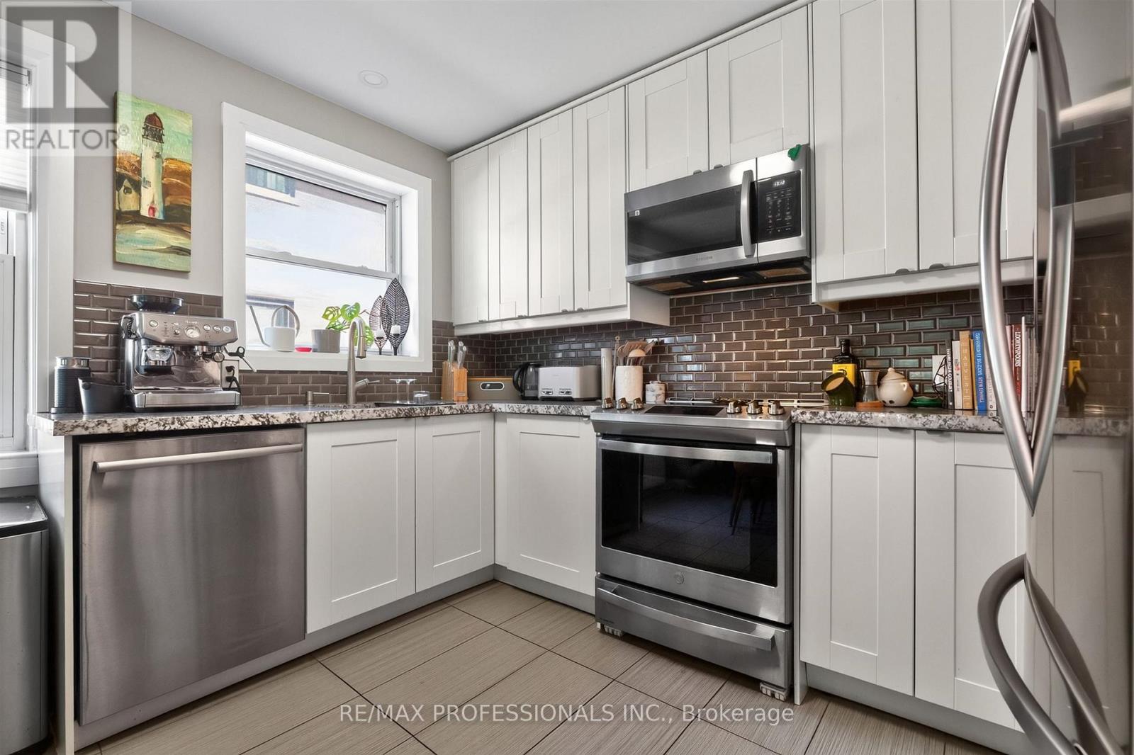 31 Long Branch Avenue Property Photo 14