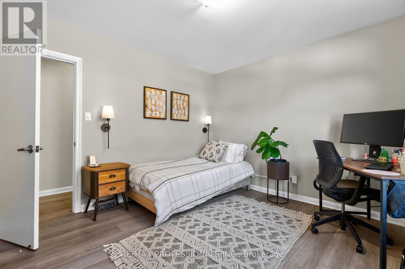 31 Long Branch Avenue Property Photo 24