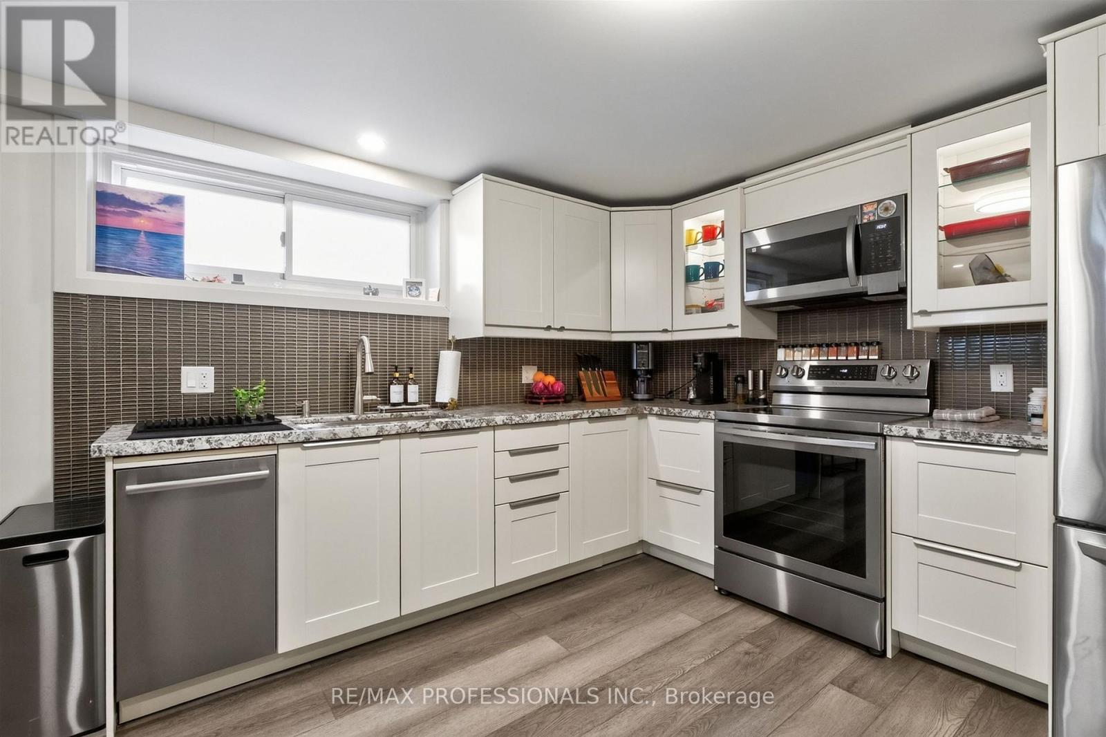31 Long Branch Avenue Property Photo 32